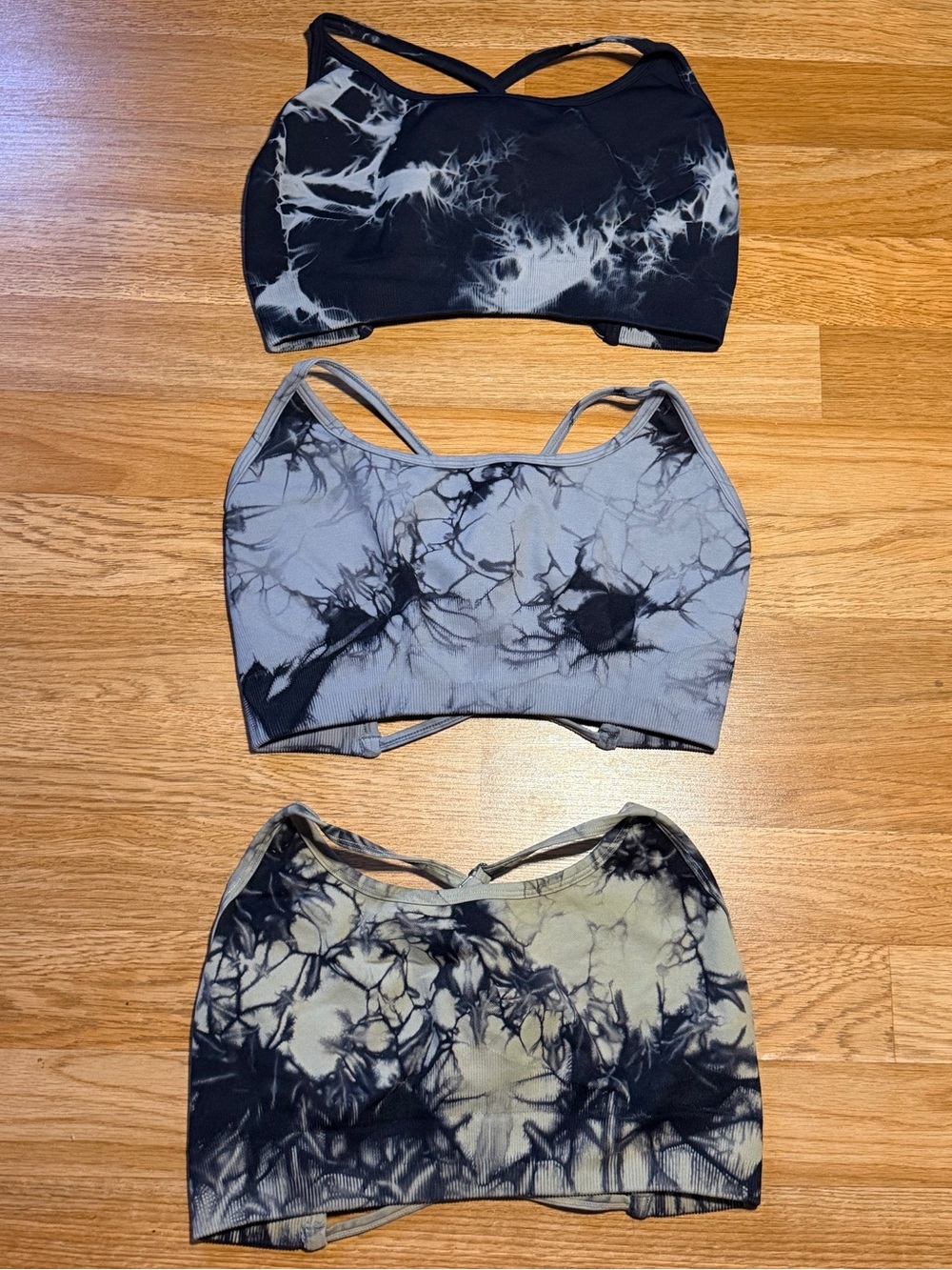 Tie-Dye Crisscross Sports Bra - Black, Grey & Tan (3 pack)